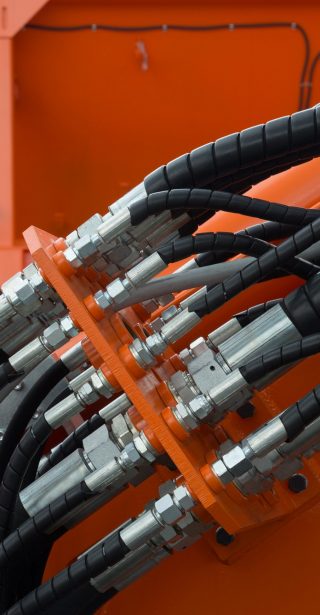 Hydraulic tubes and fittings of lifting mechanism